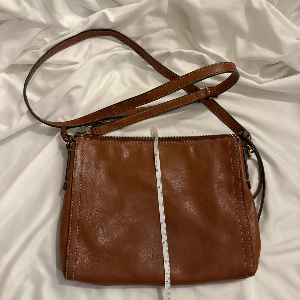 EUC Fossil Emma Leather Crossbody Shoulder Bag - Picture 8 of 8
